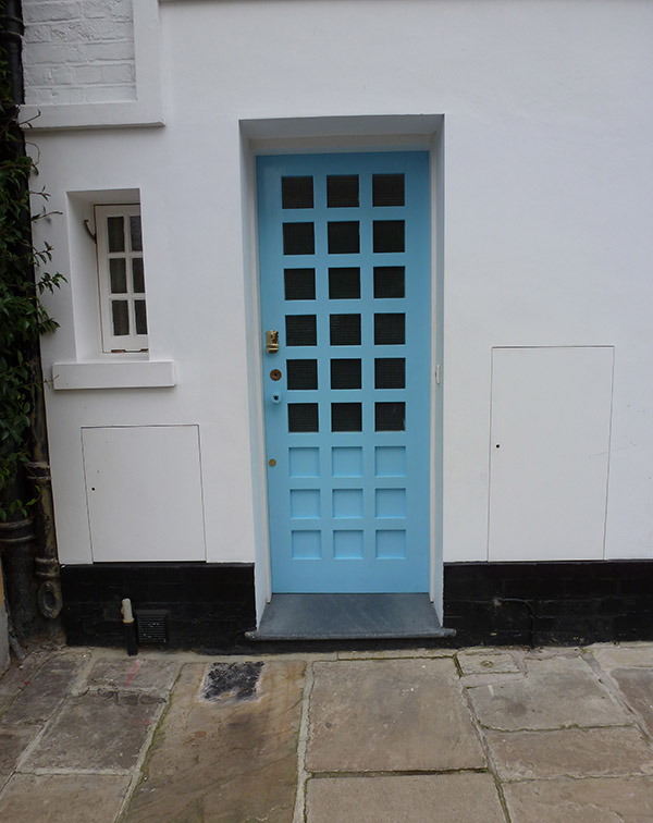 blue door london